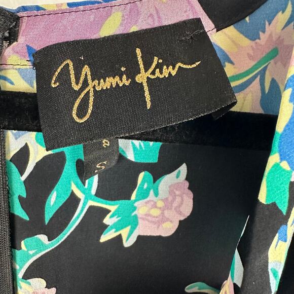 Yumi Kim Womens V-Neck 3/4 Sleeve Floral Roll Tab Teal/Black Short Romper Small - Picture 7 of 7